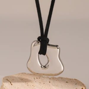 Asymmetrical Hollow Necklace - Image 4